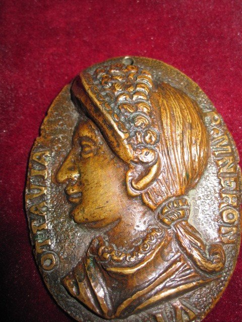 Octavia, Wife Of Nero. Sixteenth Century Bronze Uniface Medal-photo-3