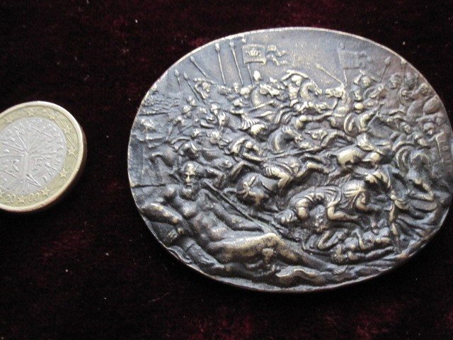 Battle Scene. Oval Plaque In Bronze S. XVII. Probably German Or Flemish Work-photo-4