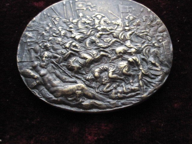 Battle Scene. Oval Plaque In Bronze S. XVII. Probably German Or Flemish Work-photo-7