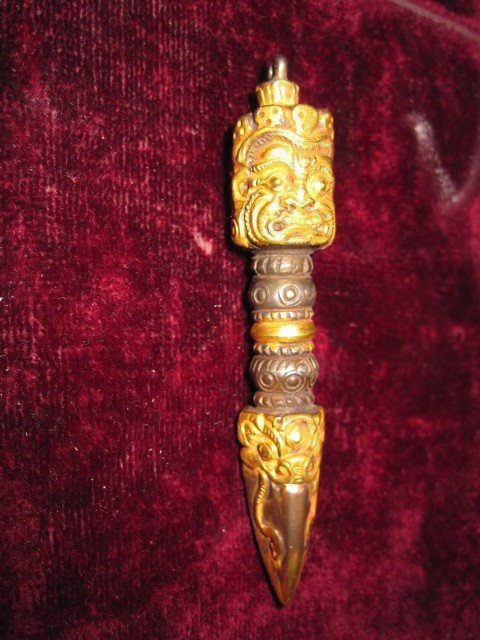 Tibetan Phurba In Iron And Gold. High Quality Work Dating Perhaps From The 19th Century.-photo-5