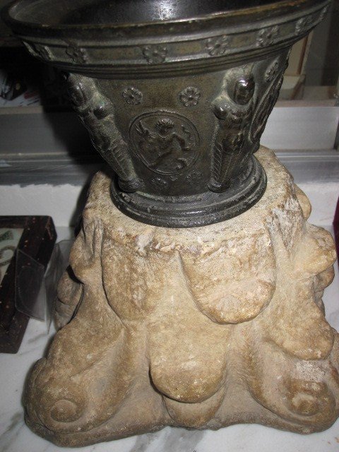 Mortar From Puy-en Velay. 17th Century With Hercules Drowning The Serpent In Medallions-photo-5