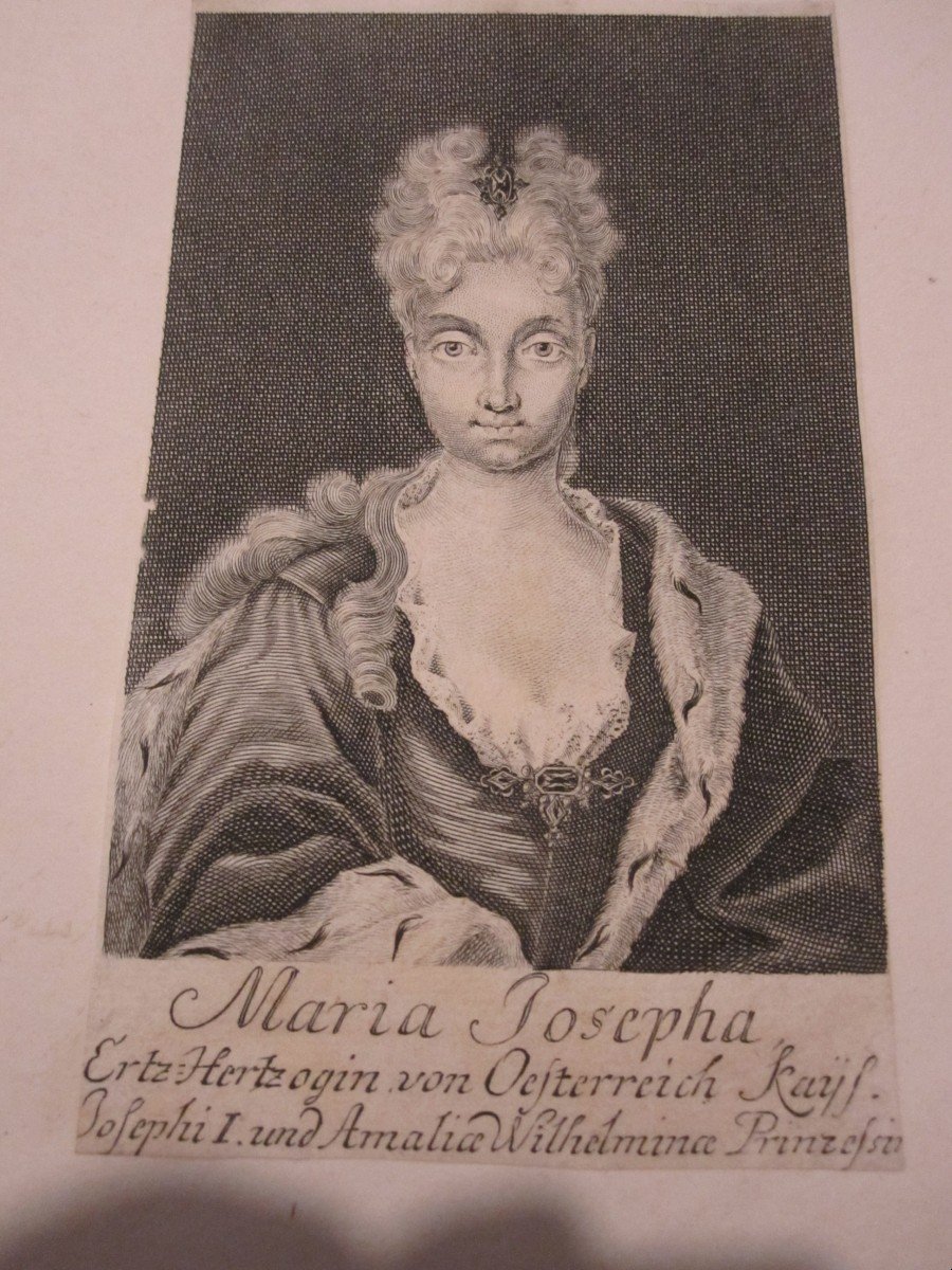 7 Engravings From The 18th And 19th Century. Portraits Of Catherine The Great Of Russia And Maria Teresa -photo-5