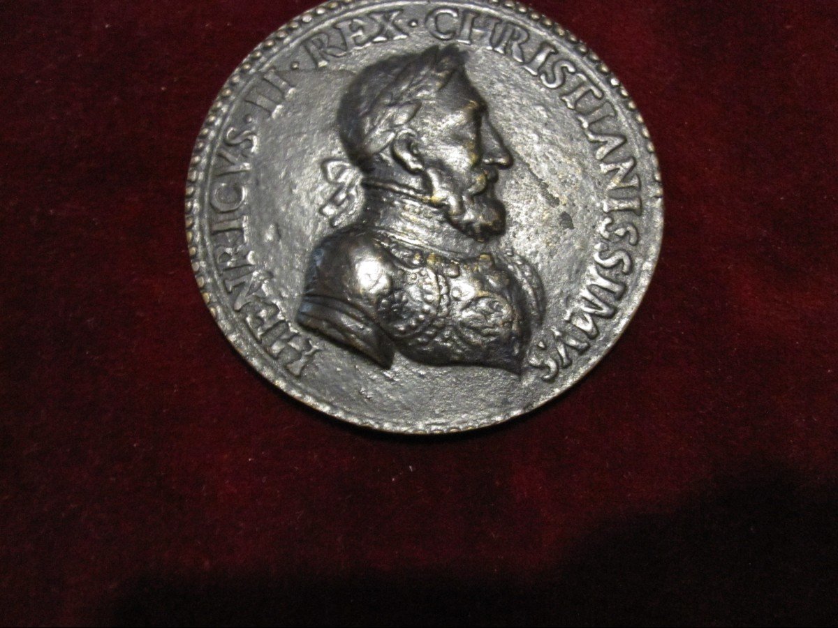 Renaissance Medals: 3 Different Pieces Of Henrique Ii. One With An Engraved Date Of 1572-photo-4