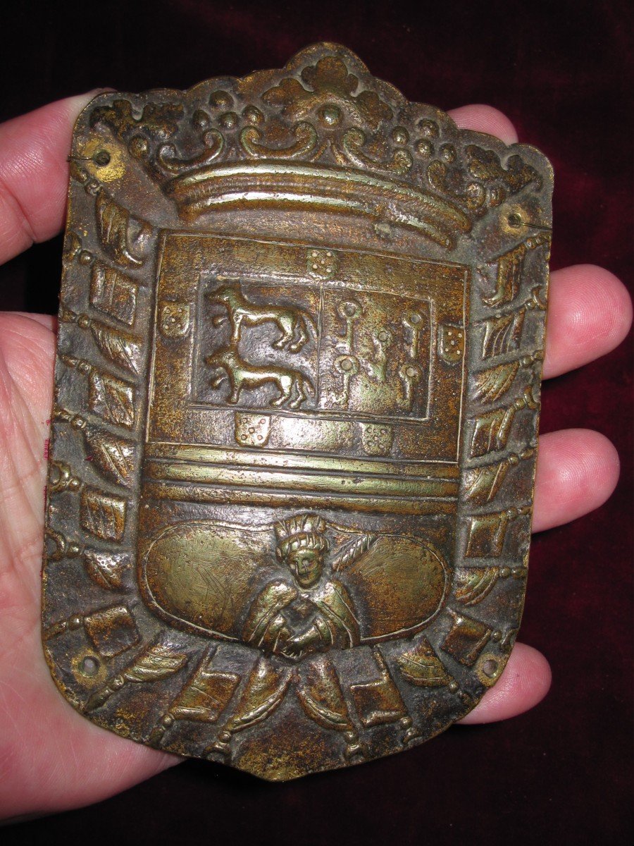 Blason Héraldique En Bronze. XVIe Ou XVIIe Siècle d'Un Parent Des Fernandez De Cordoba, Comte-photo-1