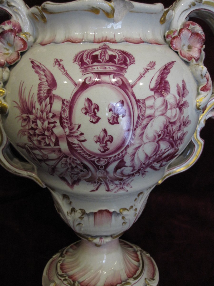 Large Vase Decorated With Royal Arms Of France And Trophies. 18th Or Early 19th Century-photo-3