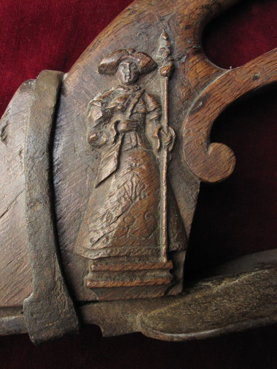 Beautiful Carved Carpenter Adze From The 18th Century-photo-3