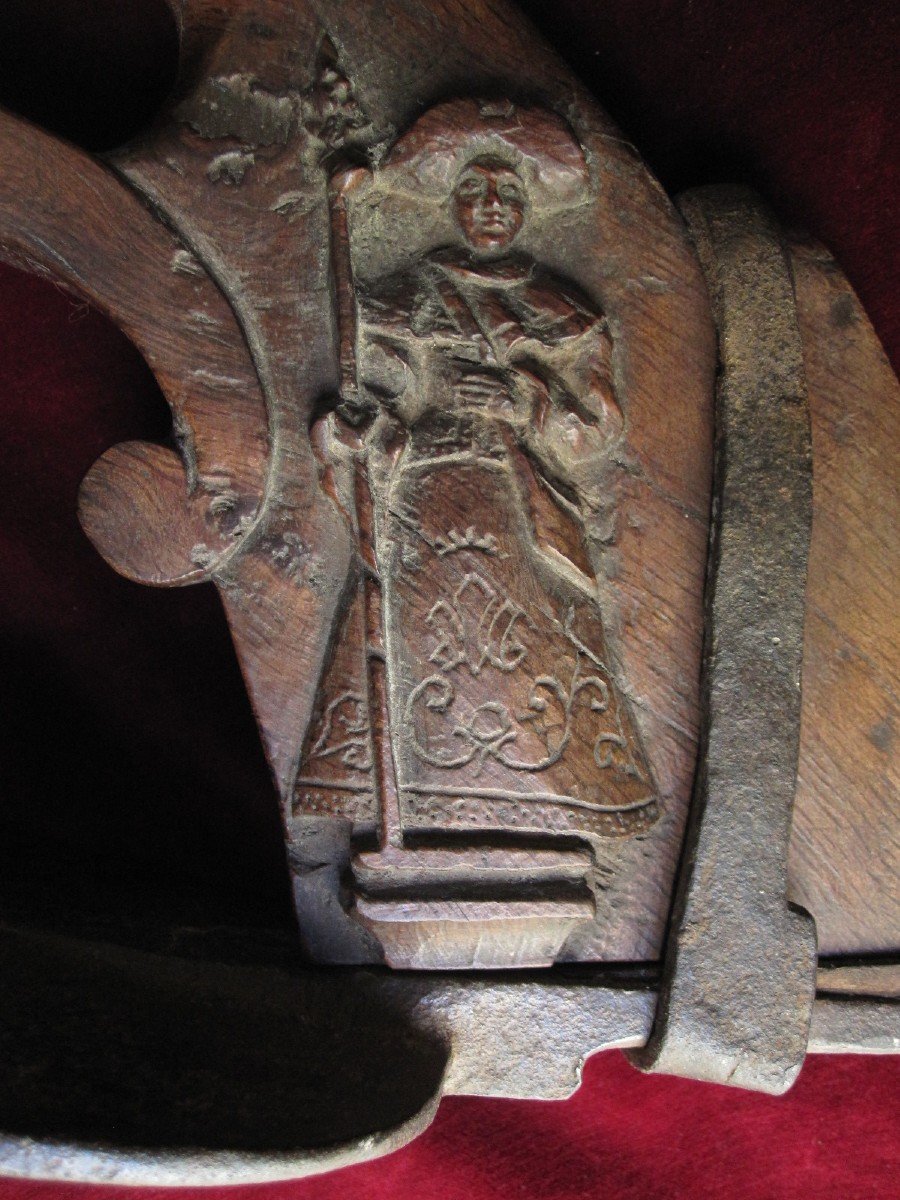 Beautiful Carved Carpenter Adze From The 18th Century-photo-2