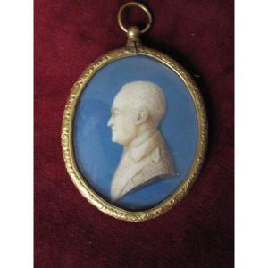 Portrait De Gentilhomme.  Miniature XVIIIème Avec Cadre En Bronze Doré