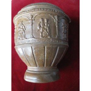 Stoneware Pot Decorated With Reliefs. ¿ German Or Dutch From The 17th Century?