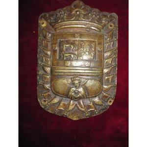 Heraldic Bronze Shield. 16th Or 17th Century Of A Relative Of Fernandez De Cordoba, Count