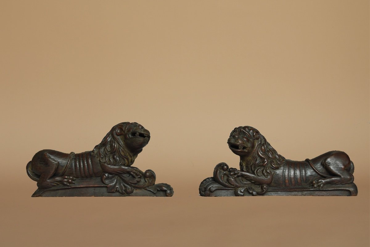 Haute Epoque Pair Of Lions 16th Century 