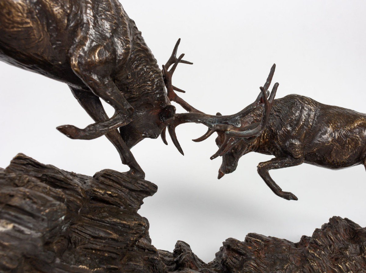 Sculpture En Bronze "combat De Cerfs".-photo-1