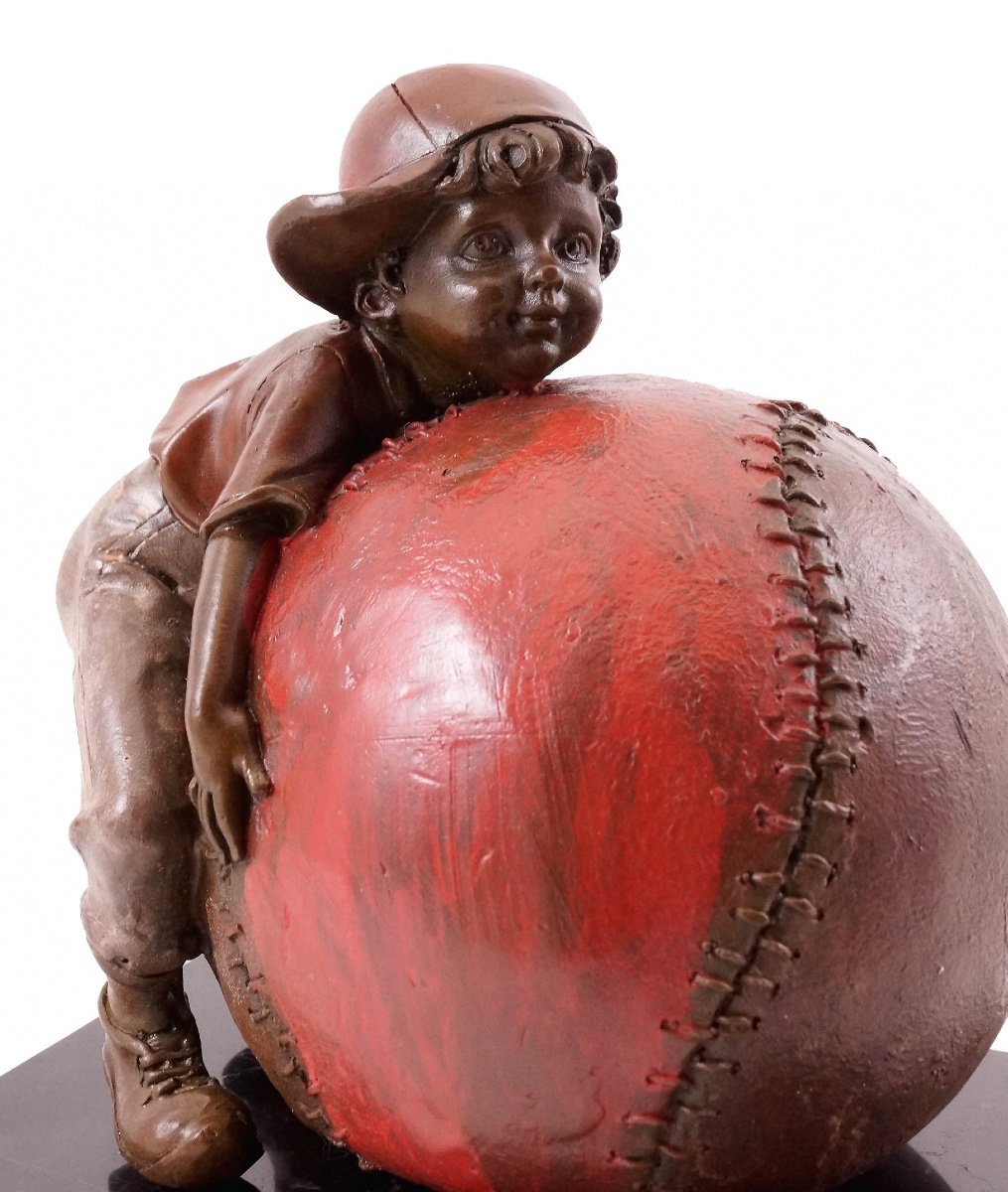 Sculpture En Bronze Représentant L’enfant Et La Joie Du Baseball, XXème Siècle.-photo-2