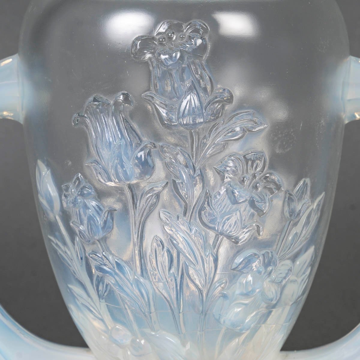 Opalescent Glass Vase From Verlys, Early 20th Century.-photo-2