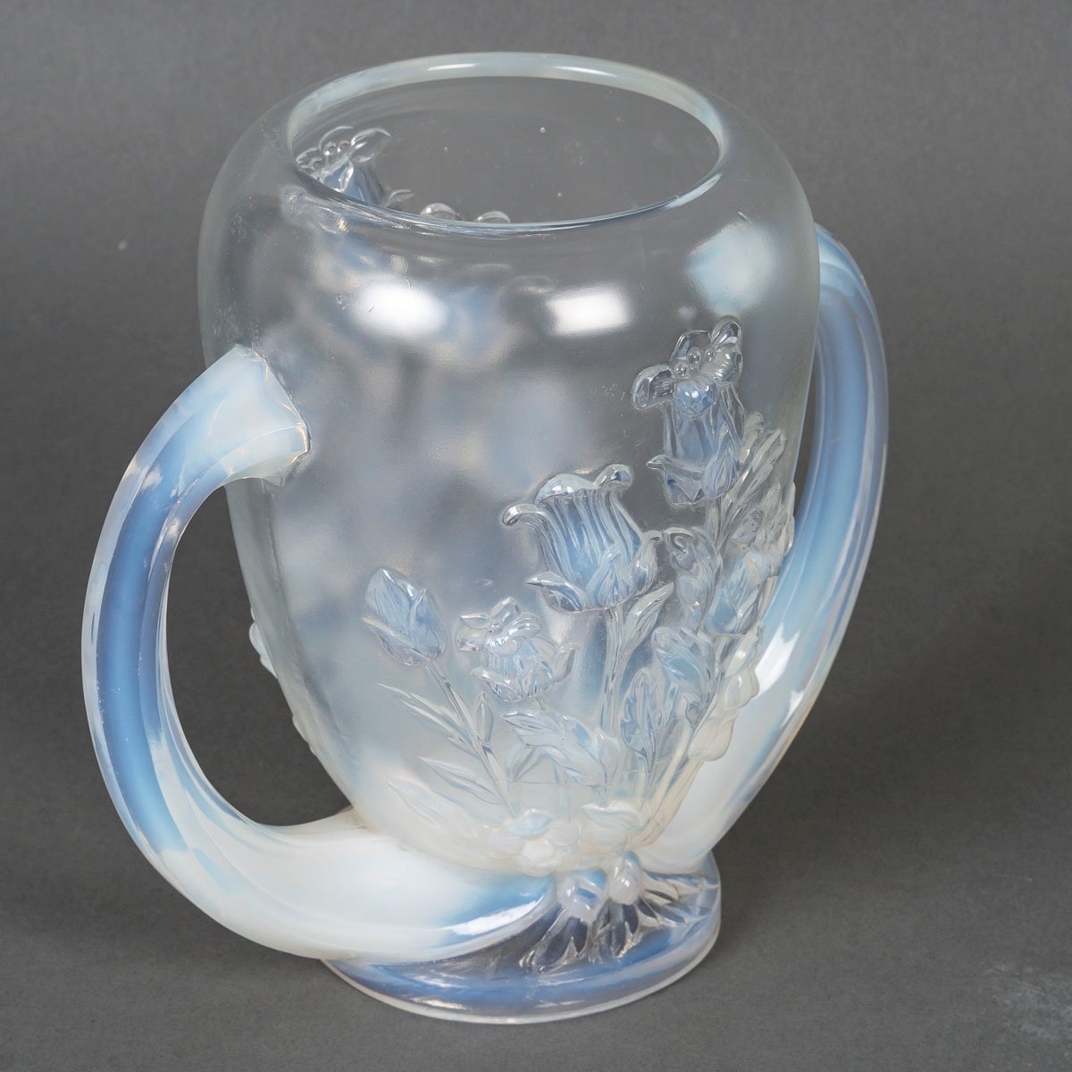 Opalescent Glass Vase From Verlys, Early 20th Century.-photo-3