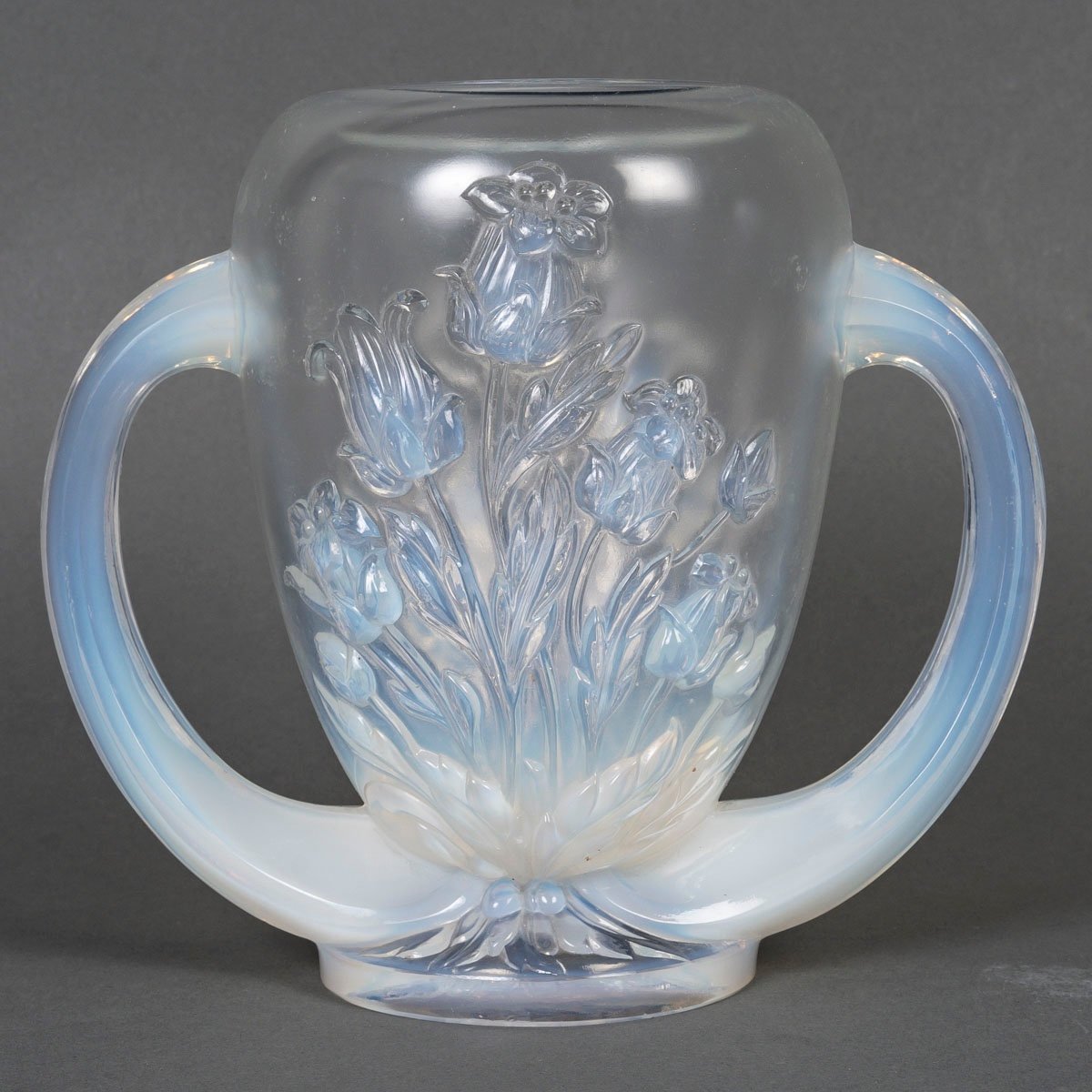 Opalescent Glass Vase From Verlys, Early 20th Century.-photo-1