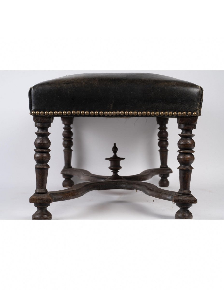 Tabouret En Chêne Du XIXème Siècle, Recouvert De Cuir, époque Napoléon III.-photo-1