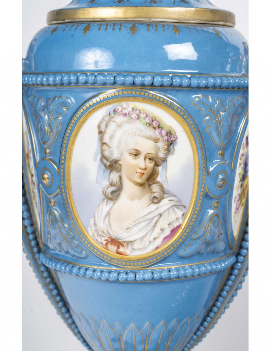 Pair Of Covered Vases In Sèvres Porcelain, 19th Century, Napoleon III Period.-photo-4