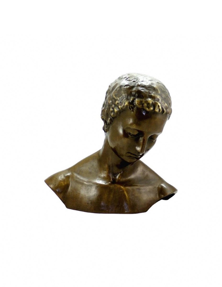 Sculpture D’un Visage Tête Incliné En Bronze Patiné, Art Contemporain, XXIème Siècle.