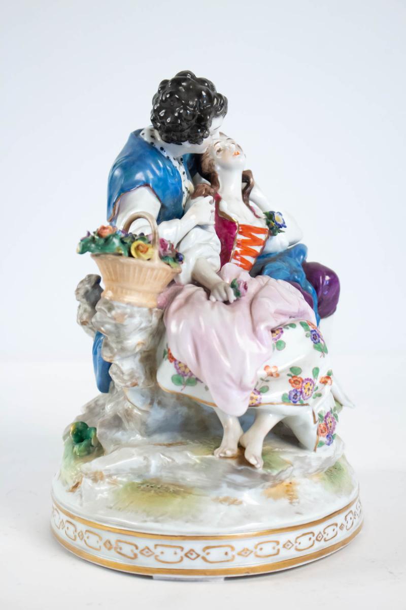 Porcelain Group Representative An Elegant With Her Courtesan, Earthenware In Antique Style-photo-1