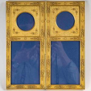 Double Photo Frame In Gilt Bronze And Fabric, 19th Century, Napoleon III Period.