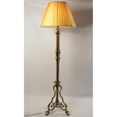 Beautiful Standing Lamp In Wrought Iron With Gold Gilded Accents From The Beginning Of The 20th