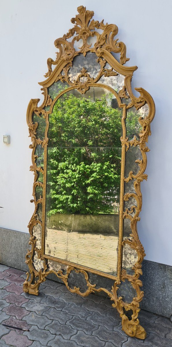 Piedmontese Louis XV Lacquered Mirror