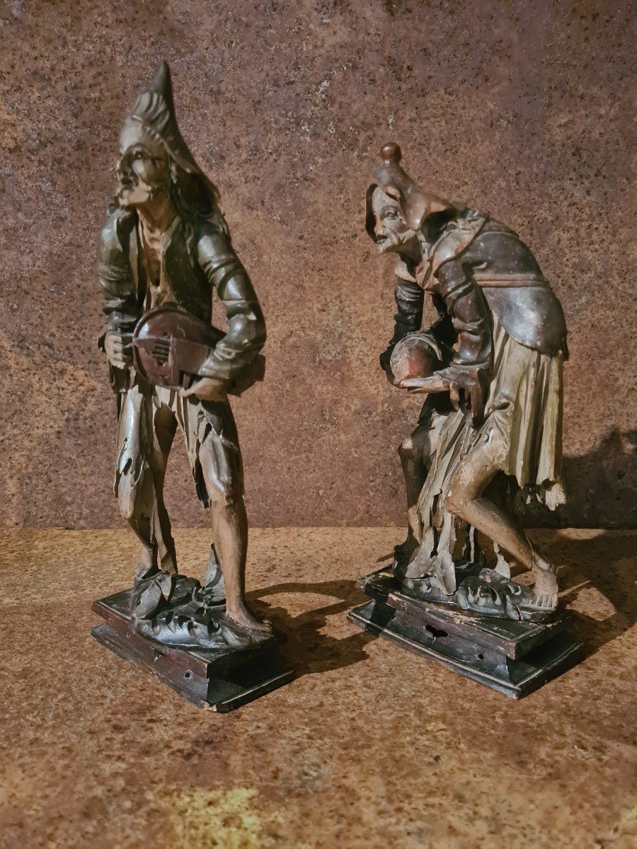 Pair Of Wooden Sculptures Depicting Two Traditional Witches-photo-4