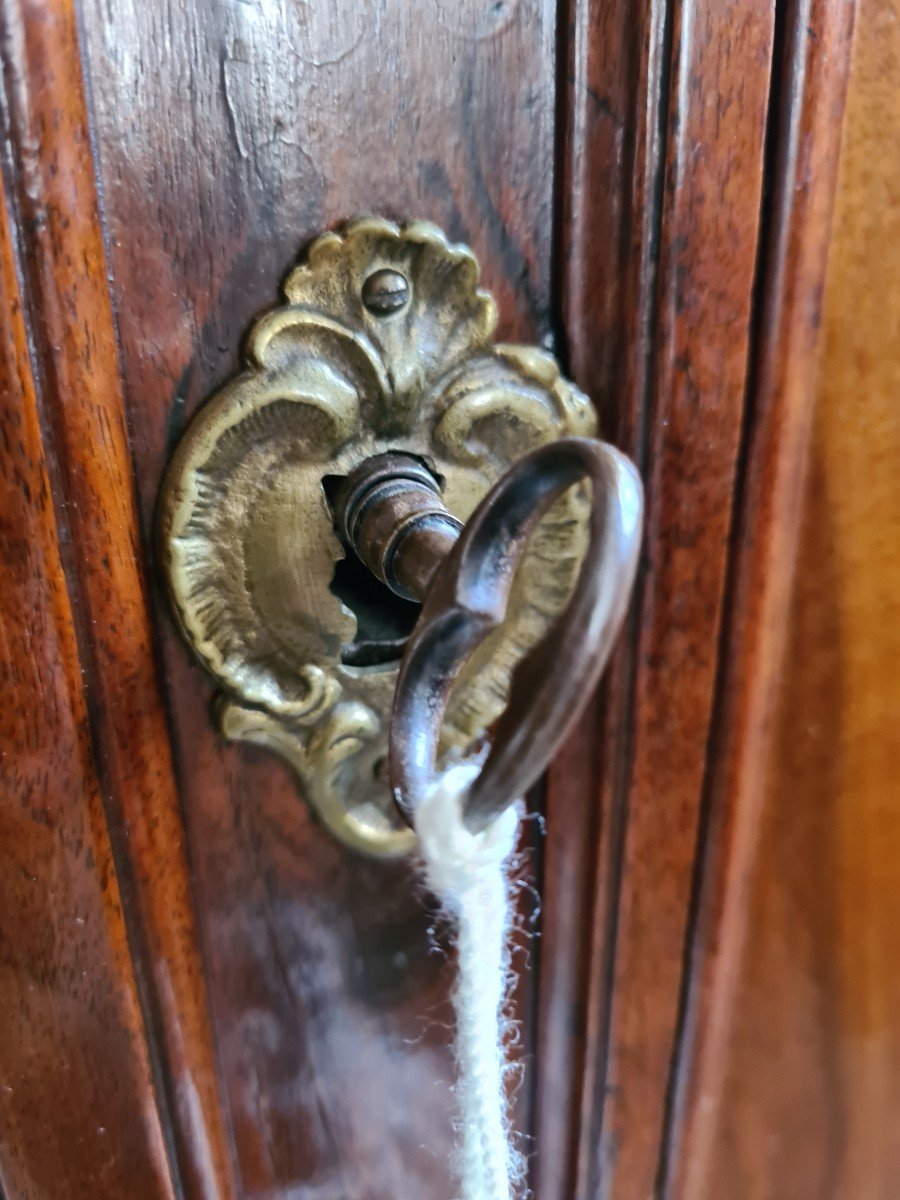 Armoire Louis XV En Noyer Du Pièmont, Milieu Du XVIIIe Siècle-photo-1