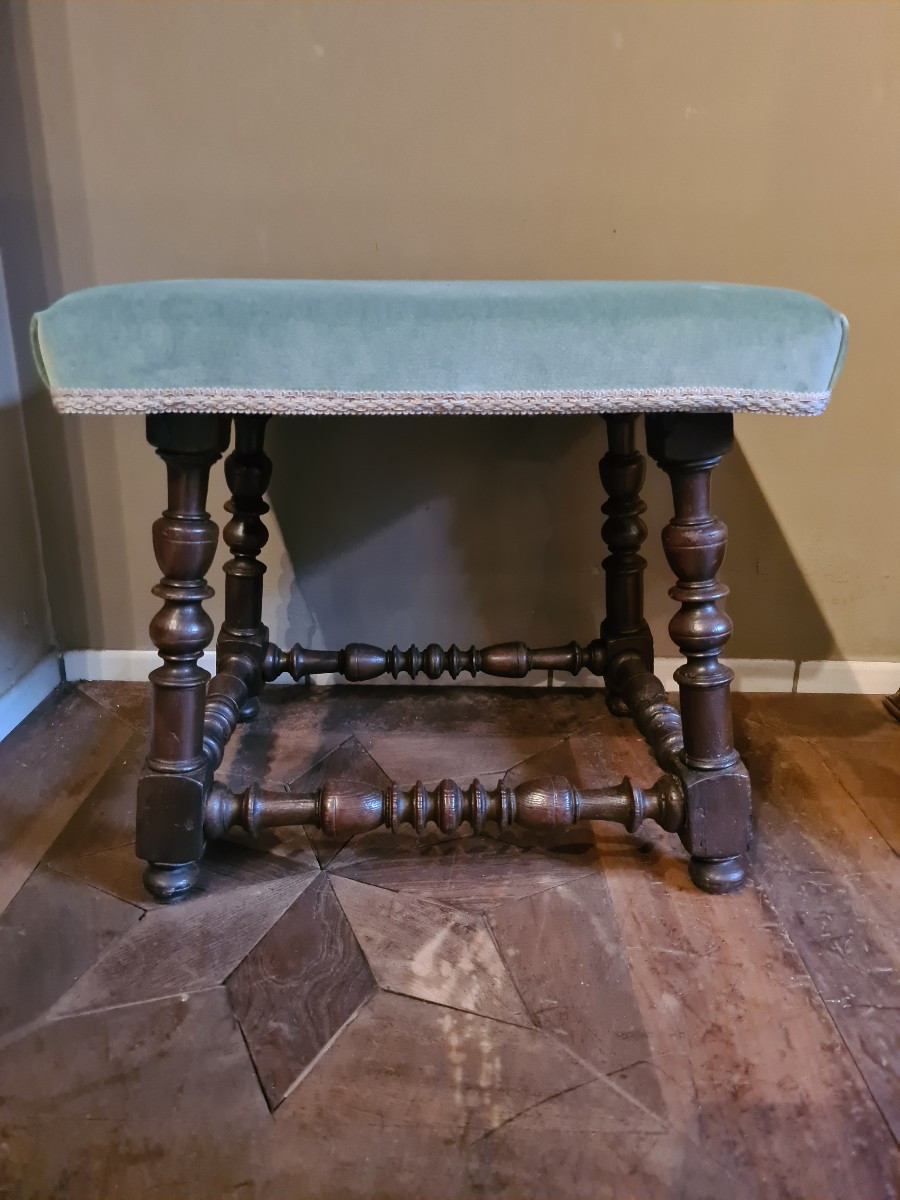 Pair Of Walnut Spool Stools 18th Century Piedmont-photo-4