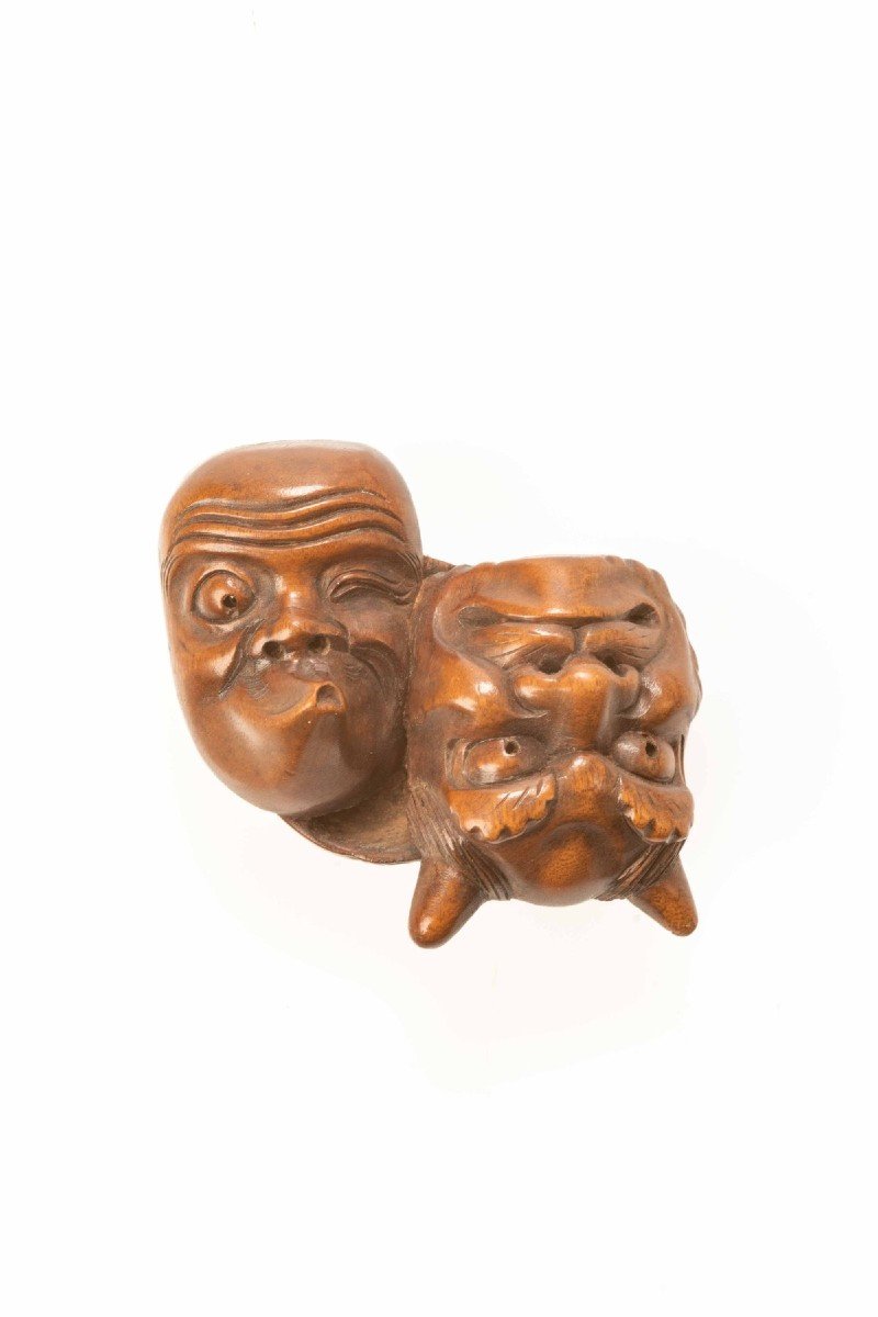 A Boxwood Netsuke With Three Theater Masks-photo-3