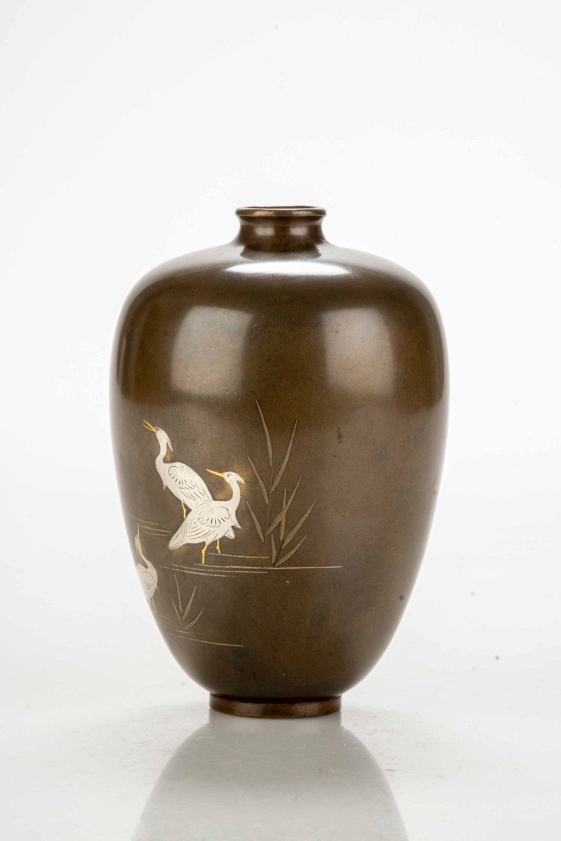 A Japanese Bronze Vase With Three Egrets-photo-2