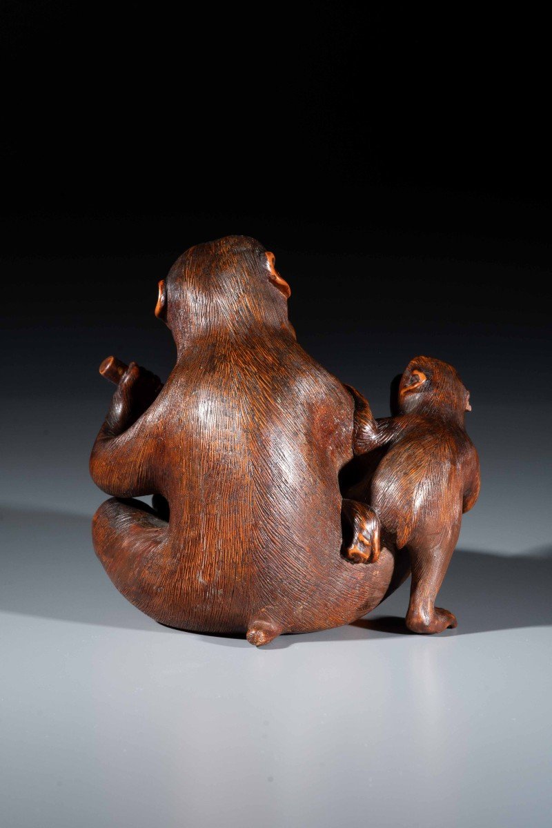 A Boxwood Okimono Depicting Two Monkeys, Signed Jigaku-photo-3