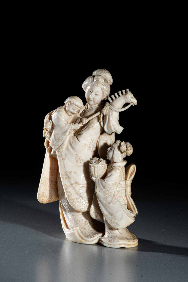 An Ivory Okimono Depicting A Family Scene, Signed Norikazu-photo-2