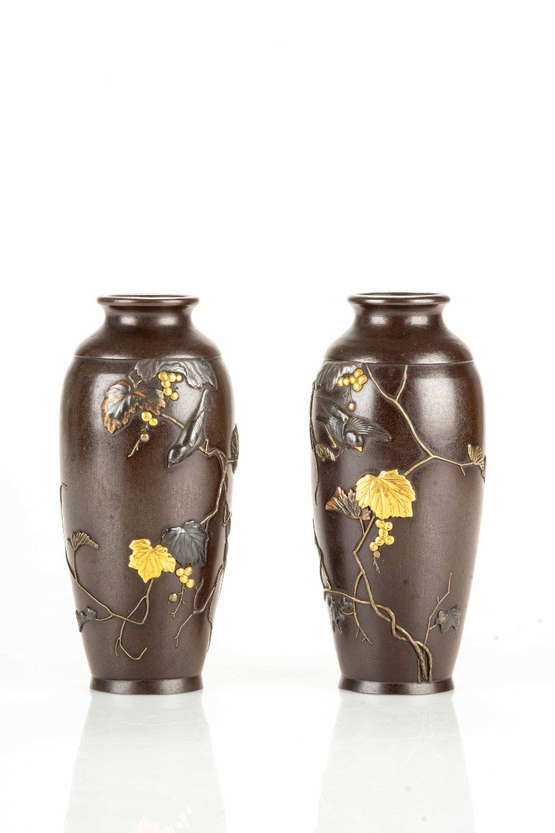 A Pair Of Iron Vases Decorated With Inlays-photo-1