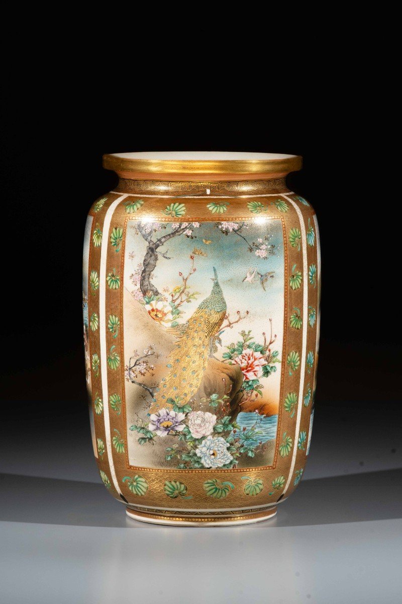 Grand Vase Satsuma à Trois Réserves Signé Matsumoto Hozan