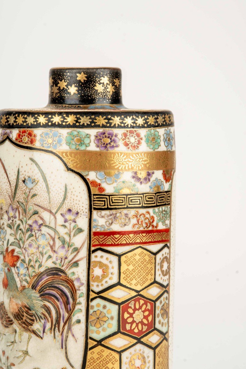 A Satsuma Vase Painted With Polychrome Enamels And Pure Gold-photo-2