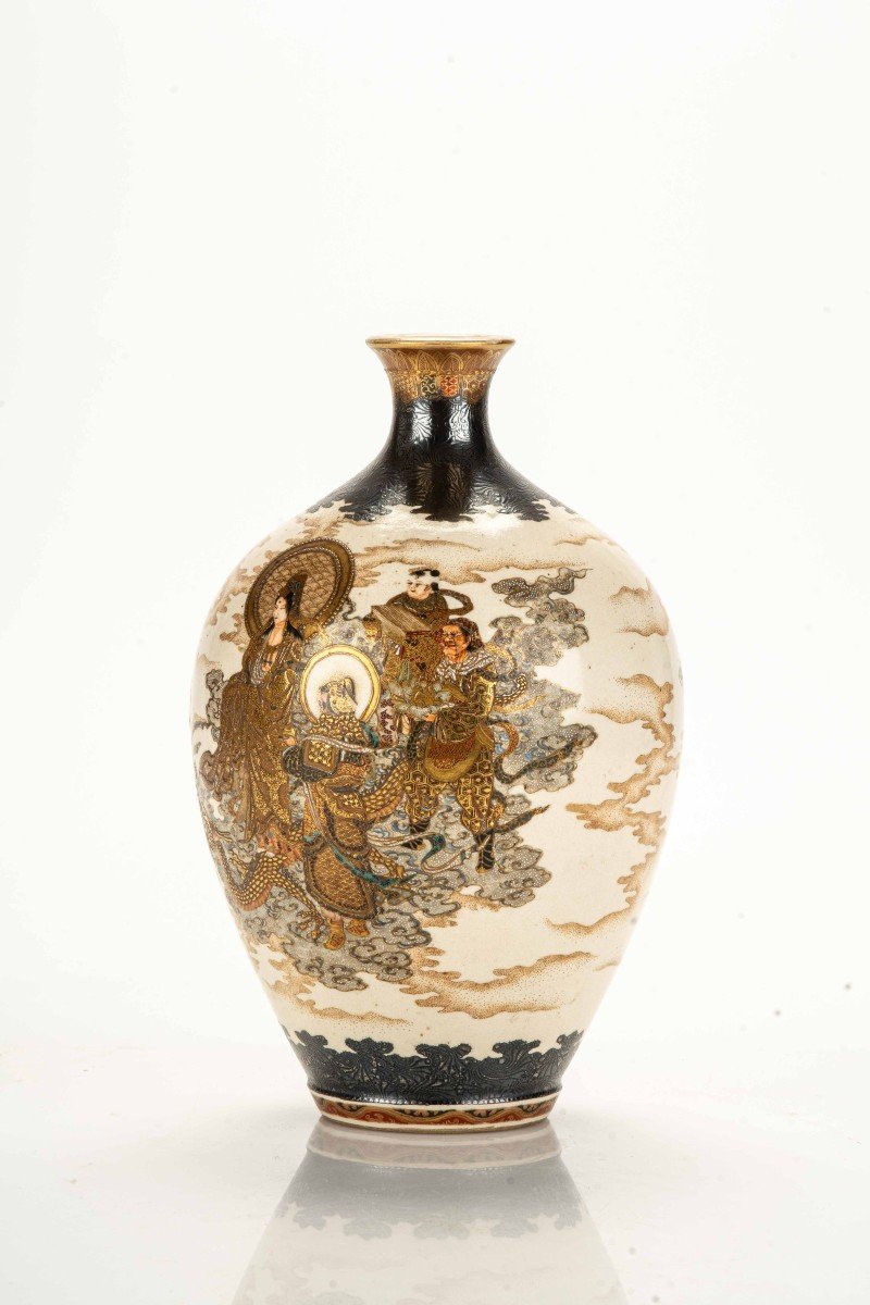 A Satsuma Ceramic Vase Decorated With Gold And Silver, Signed Kinkozan-photo-2