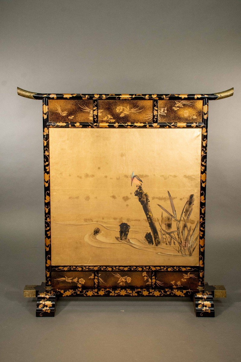 A Single-panel Screen In Lacquered Wood, Enriched By Two Paintings-photo-3