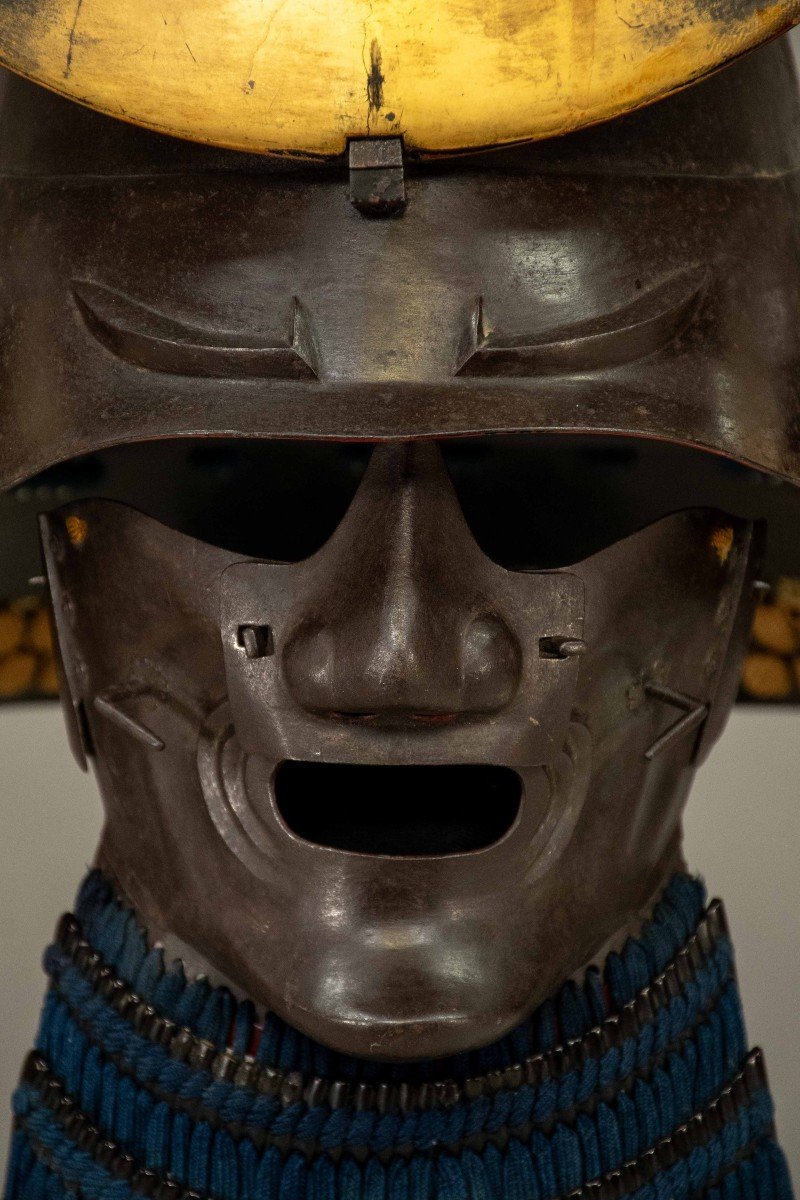 A Momonari Kabuto Type Samurai Helmet And A Menpō Mask-photo-4