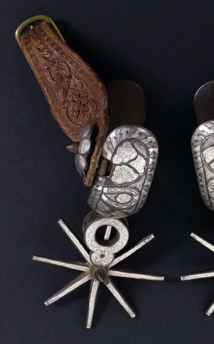 Pair Of Mexican Spurs Decorated In Silver, Circa 1900.-photo-3