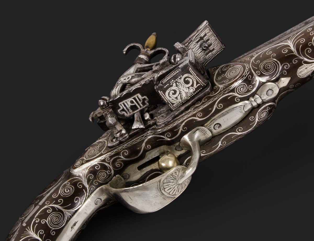 Oriental Miquelet Flintlock Pistol, Decorated With Silver Inlays, Circa 1800.-photo-4