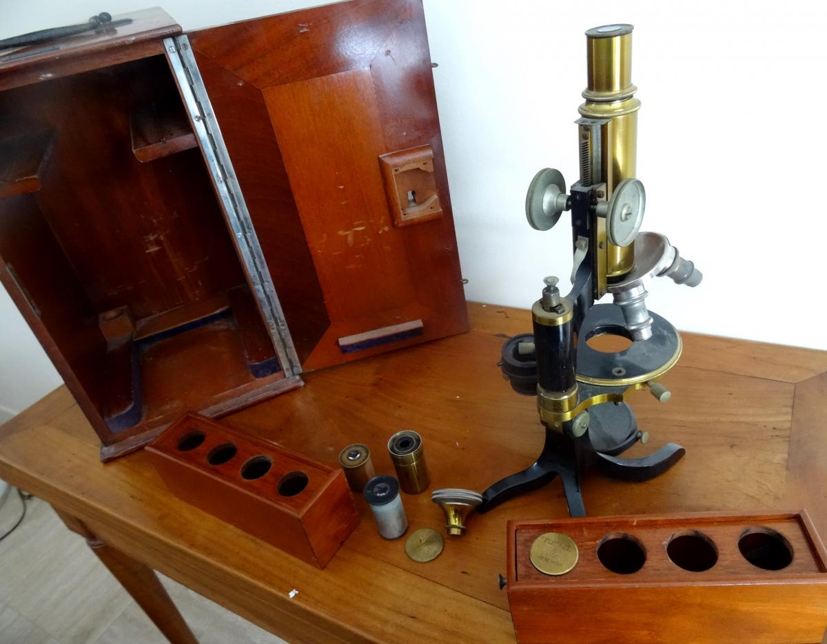 Microscope Ancient .burning XXth. G.berlemont .constructor.-photo-4