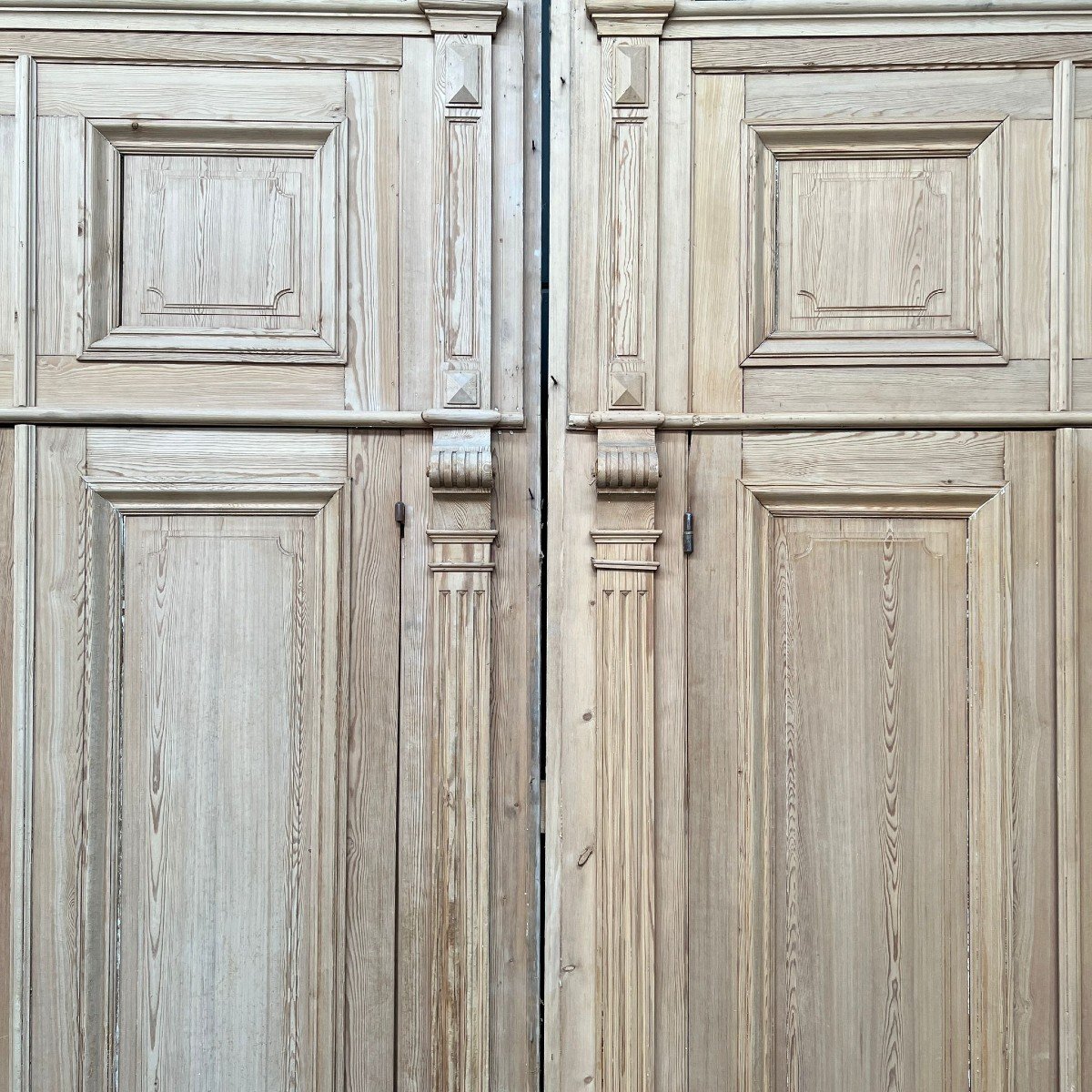 Facade Of Double Cupboard Door In Napoleon III Style-photo-1