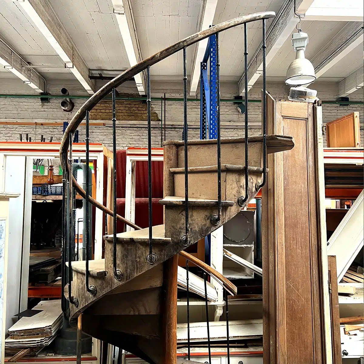 Spiral Staircase 320×135 Cm-photo-2