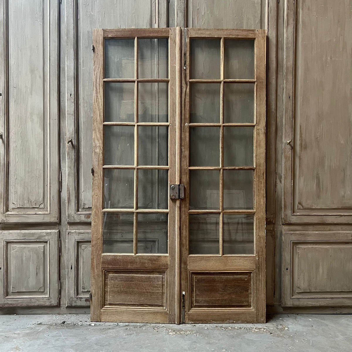 Double Glass Door Stripped 138.5x235cm