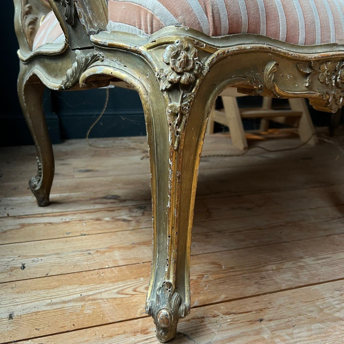 Old Louis XV Style Bench-photo-2