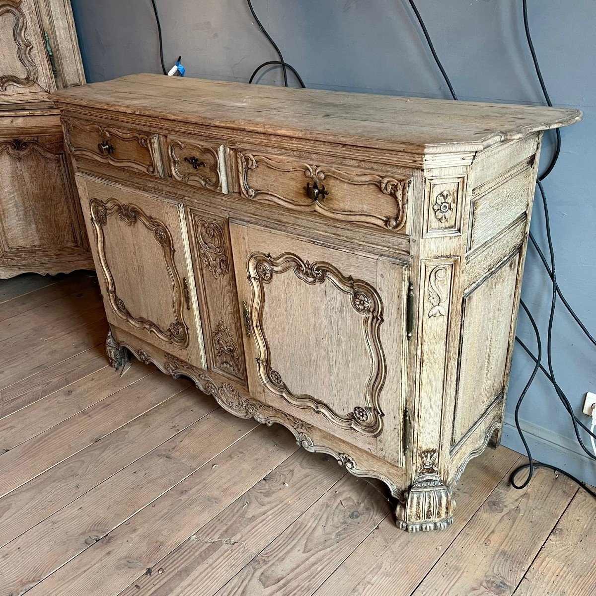 Louis XV Style Stripped Oak Liège Buffet-photo-4