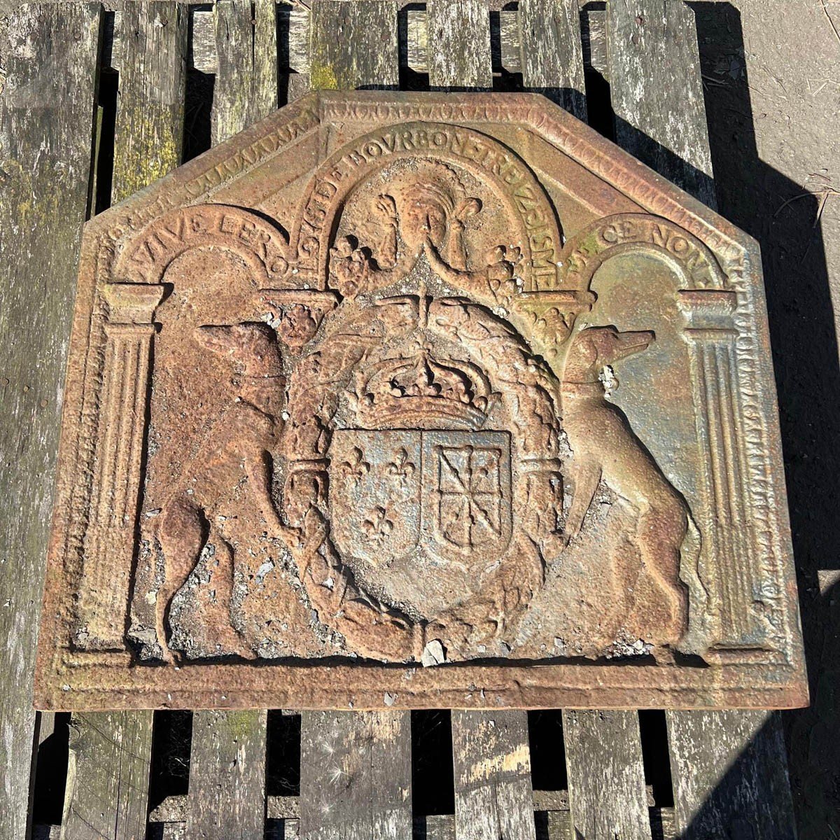 Fireplace Plaque With The Alliance Coat Of Arms Of Louis-henry De Bourbon-condé-photo-2