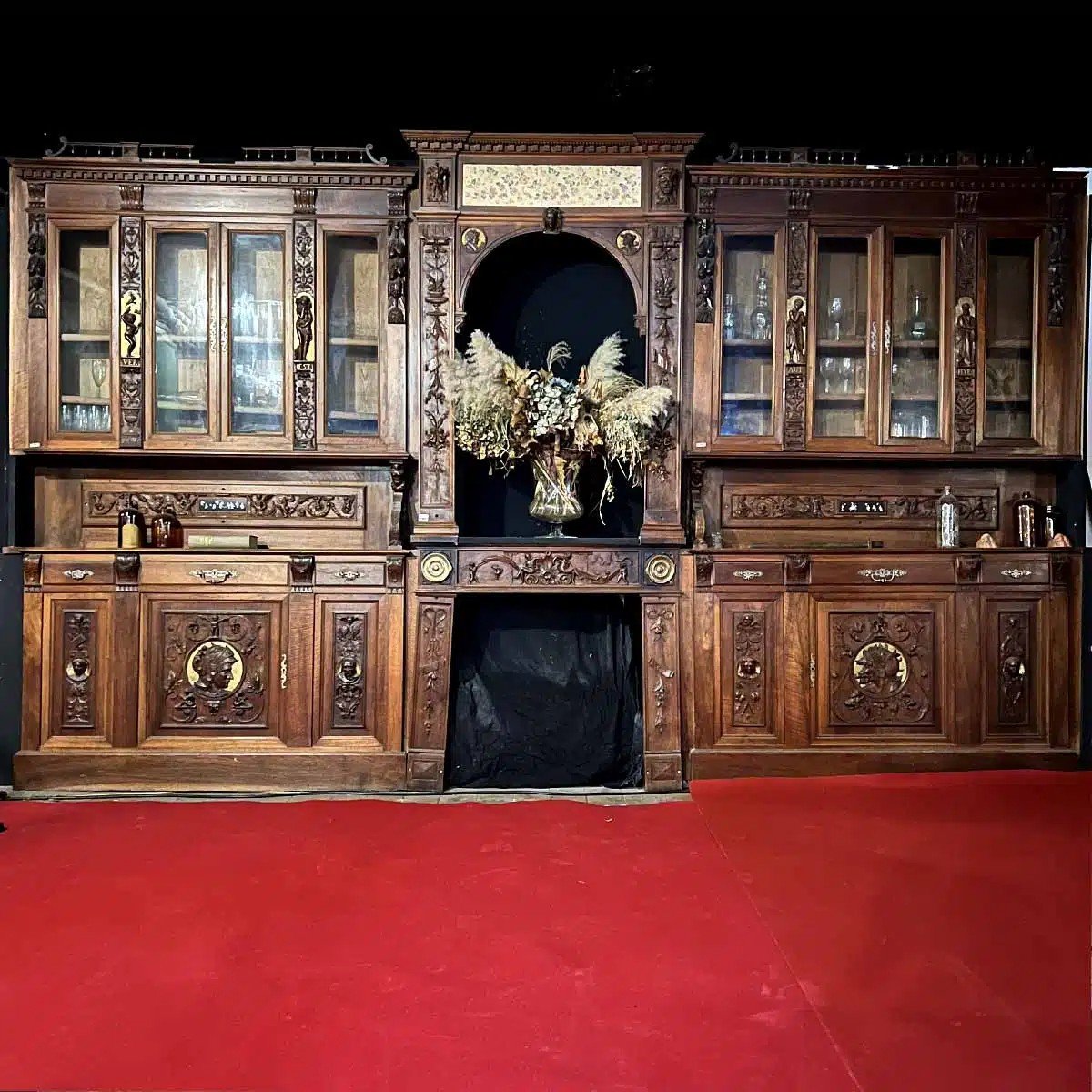 Norman Library Woodwork In Louis XIII Style In Walnut And Gilding-photo-2